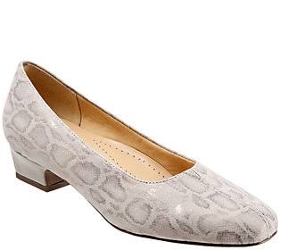 Nude Suede Leather Pumps T25435