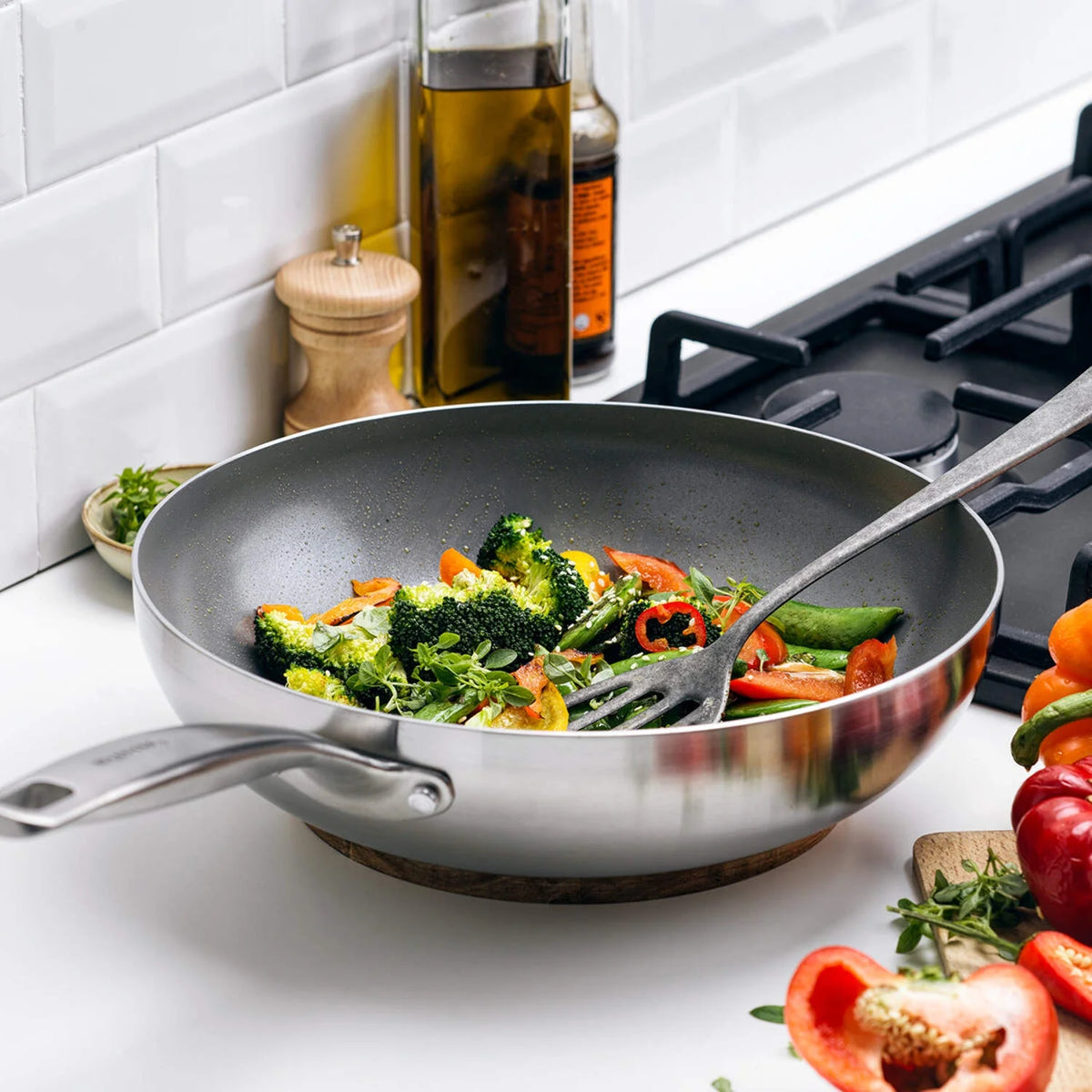11" Stainless Steel Ceramic Nonstick Wok E507279