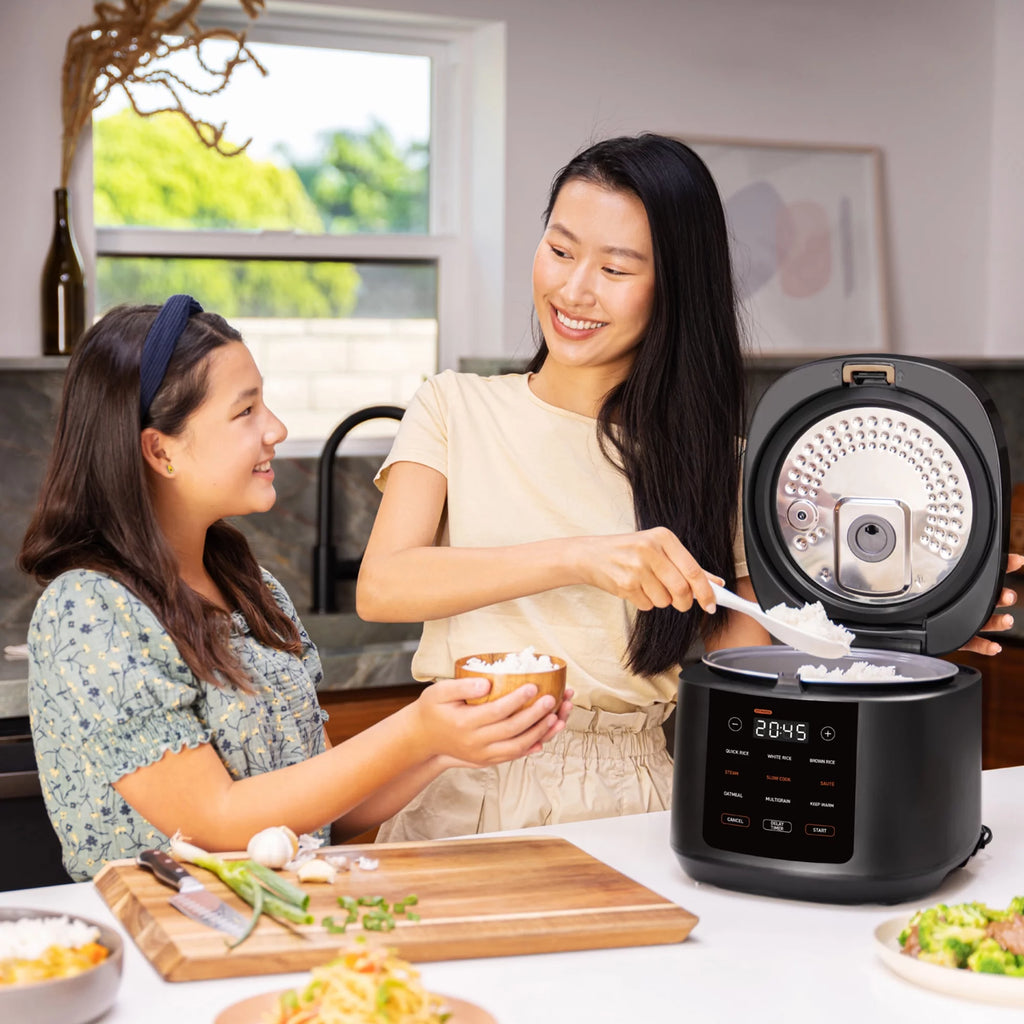 5.0-Quart Rice Cooker with Touch Control M2179