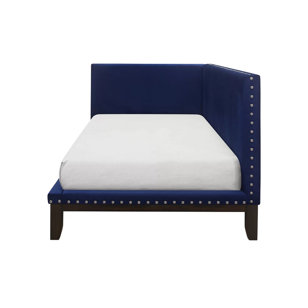 Upholstered Daybed F180370