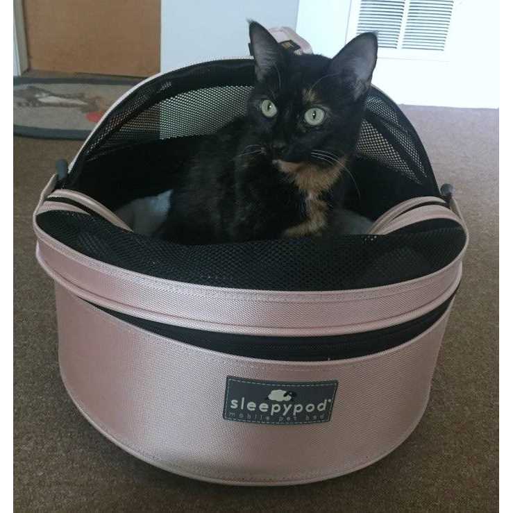 Mobile Pet Bed L605176