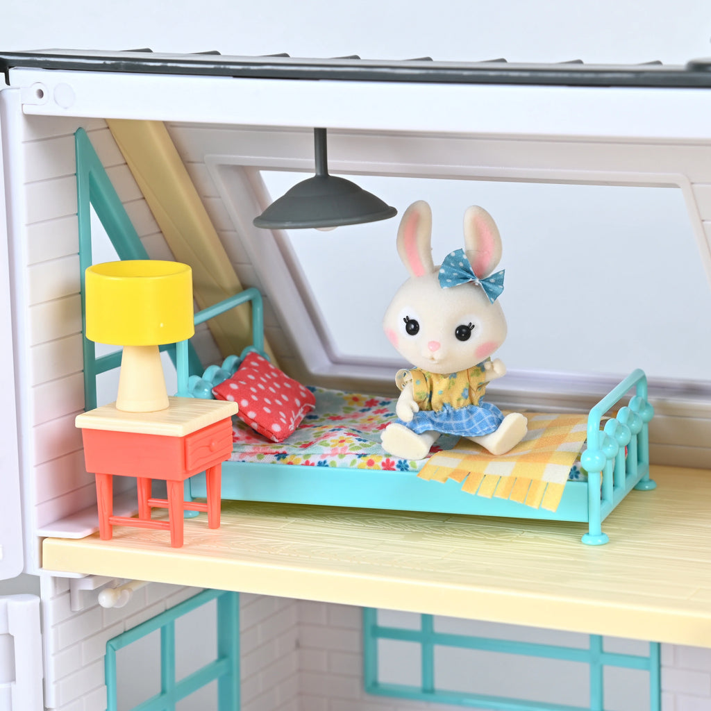 15 inch Tall 51 Piece Doll Playset Z388