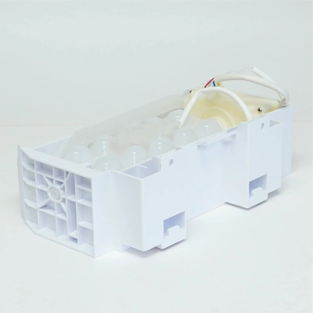 Refrigerator Ice Maker Q63469