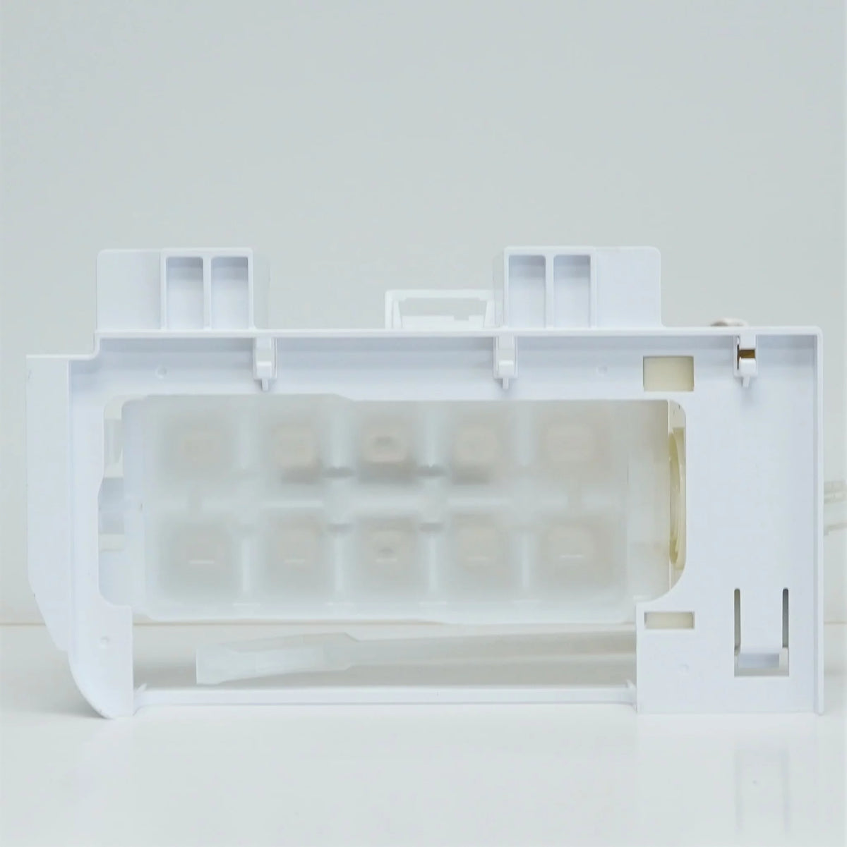 Refrigerator Ice Maker Q63469