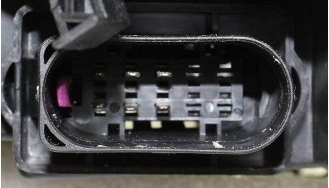 Headlight Set of 2 Driver and Passenger Side W138