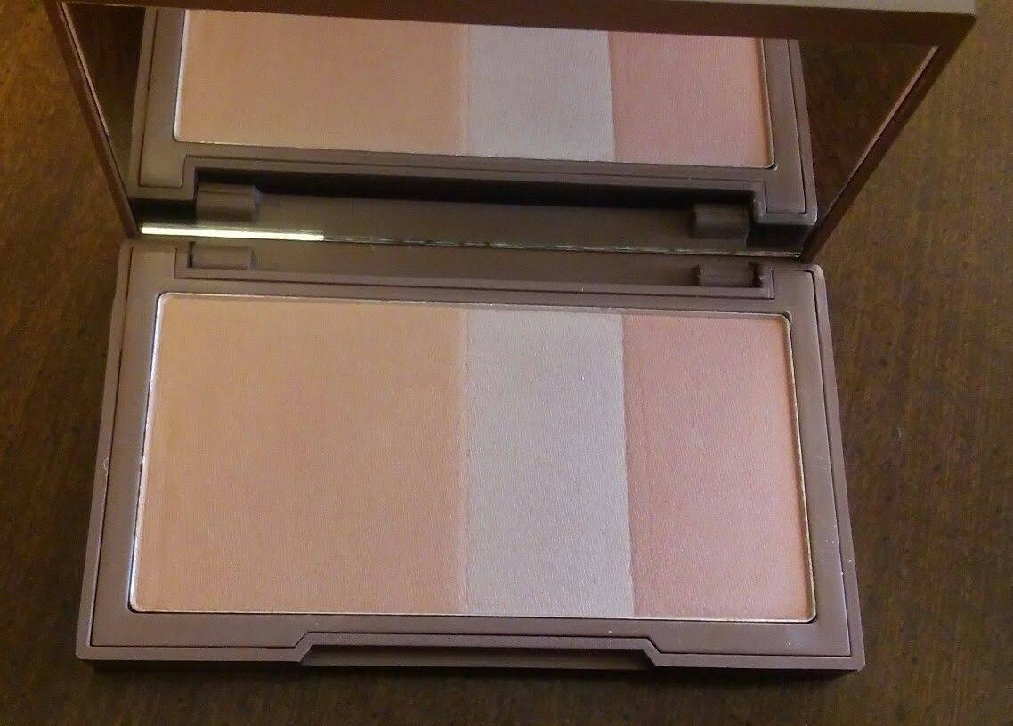 0.49 oz Naked Flushed O462267