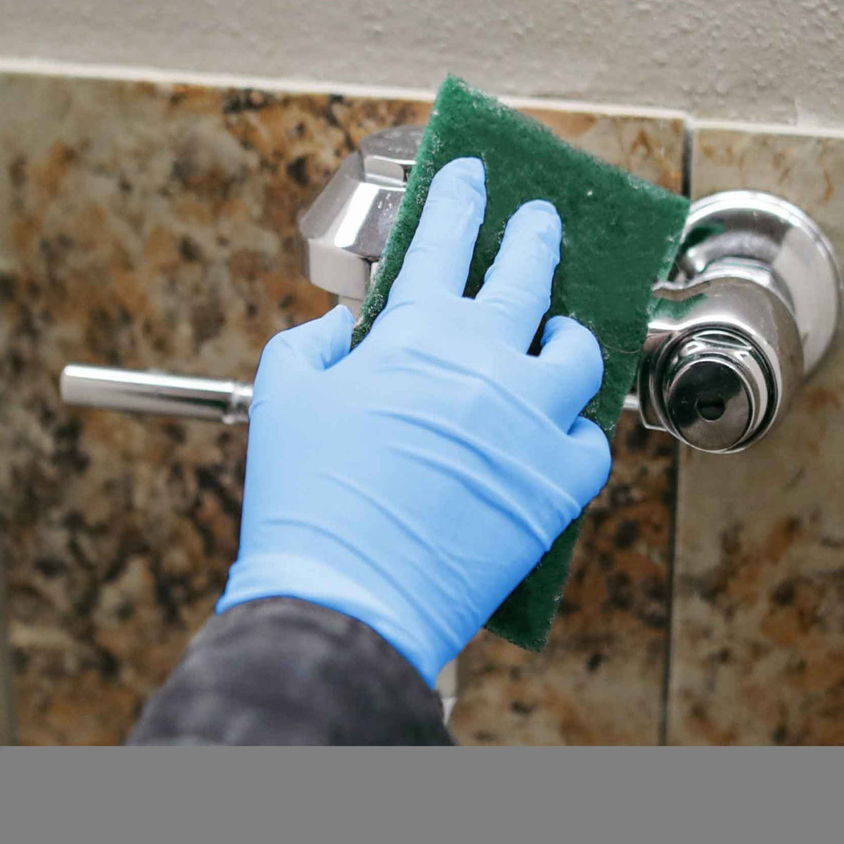 Blue X-Large Vinyl Gloves 1000/Case Q436
