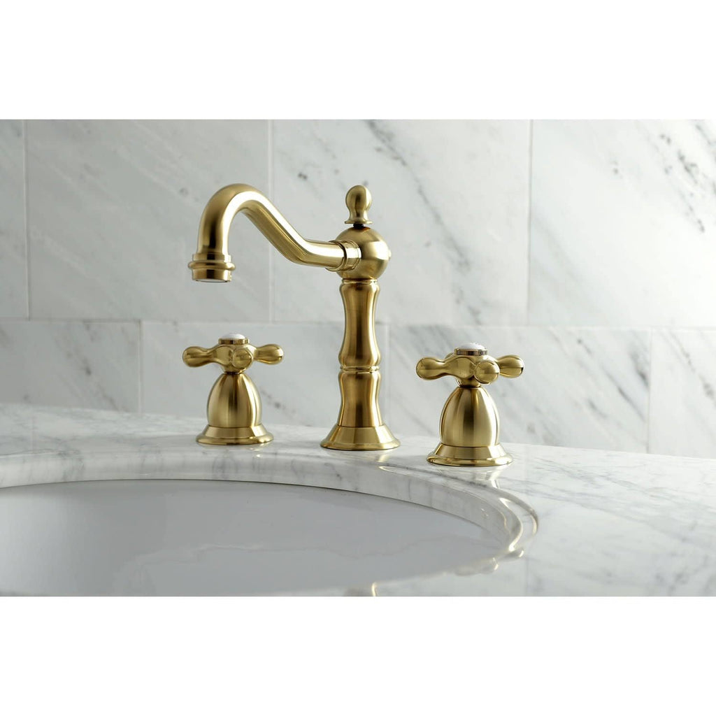 Polished Chrome Widespread Lavatory Faucet Z5746