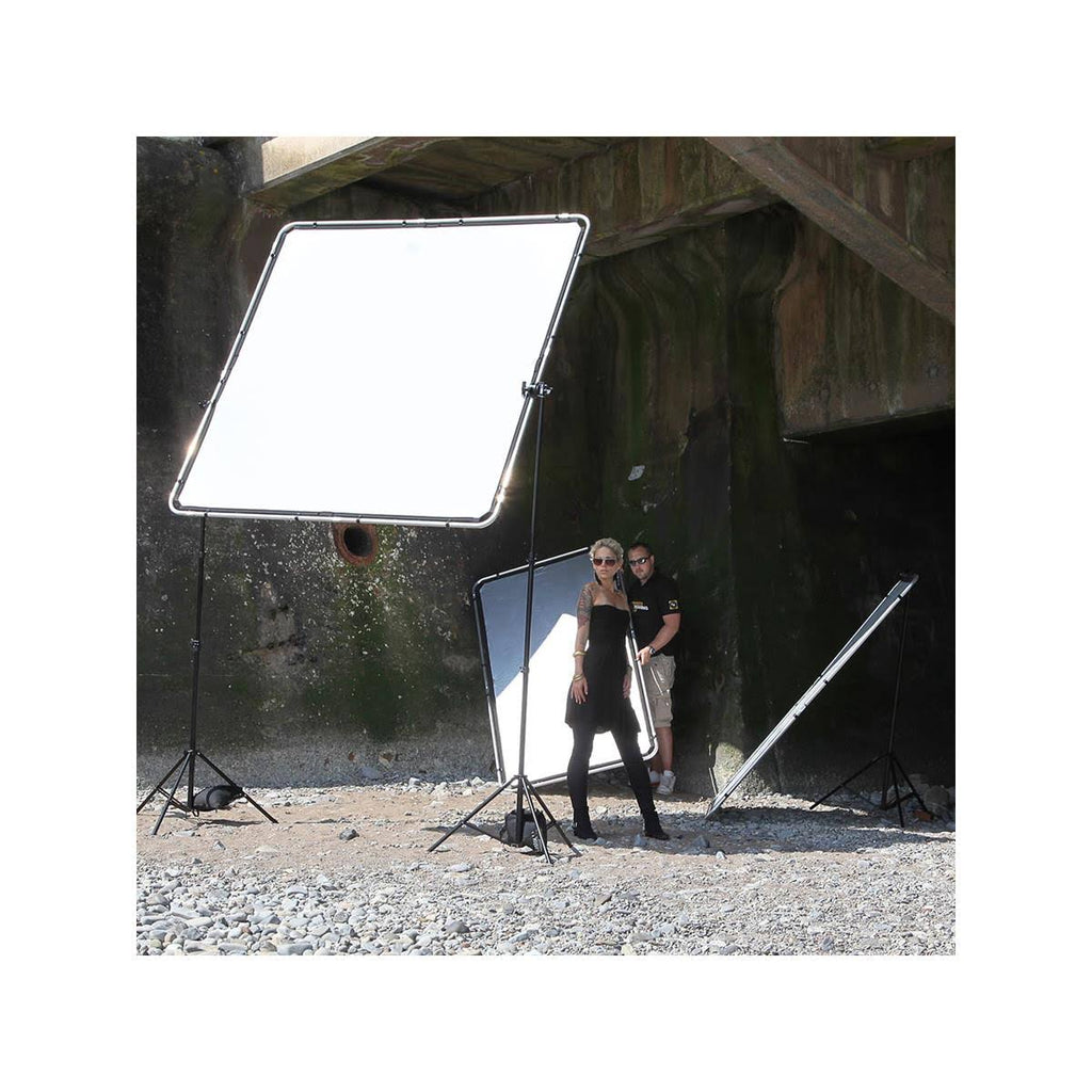3.6 x 6.6& Skylite Rapid Fabric Reflector (Black/White) T118404