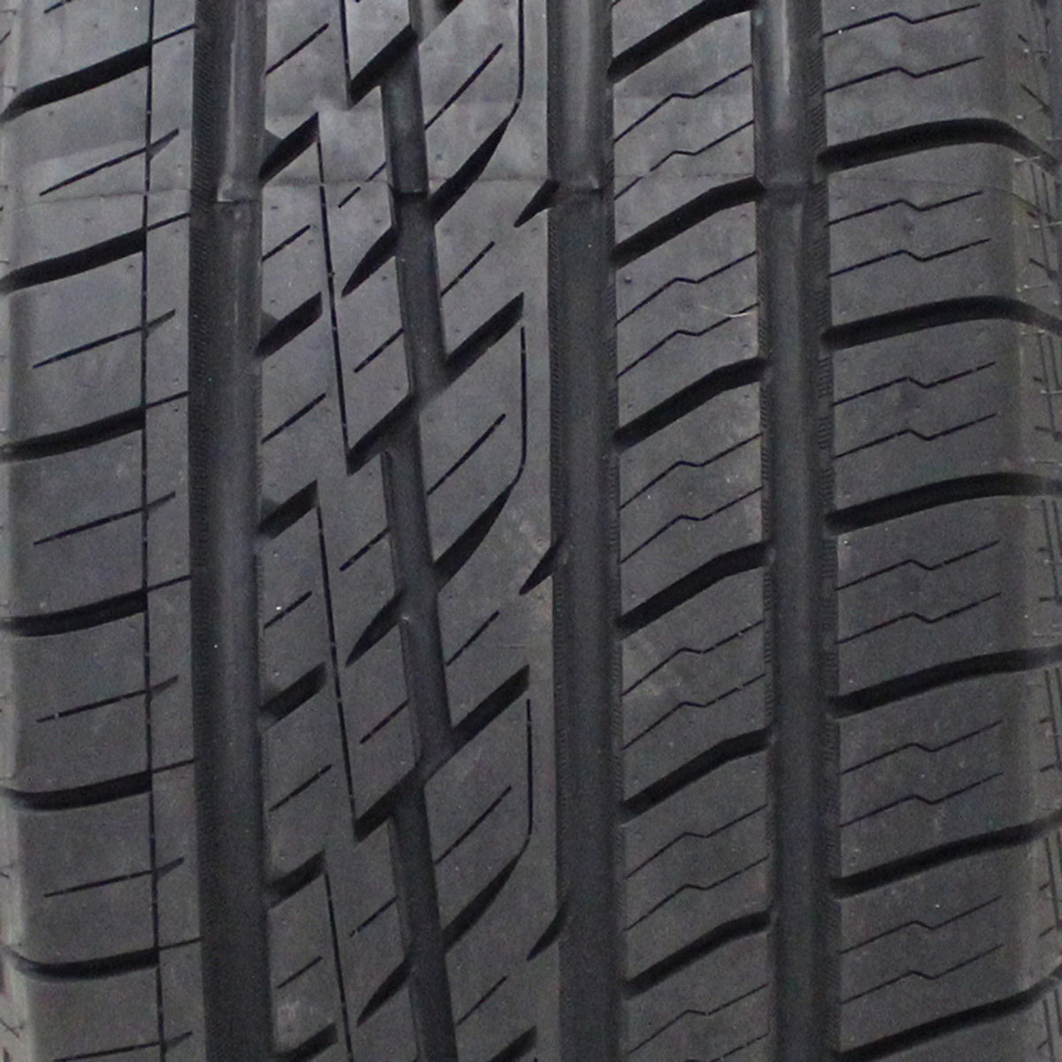 All Season 235/55R19 105V XL Light Truck Tire W9250