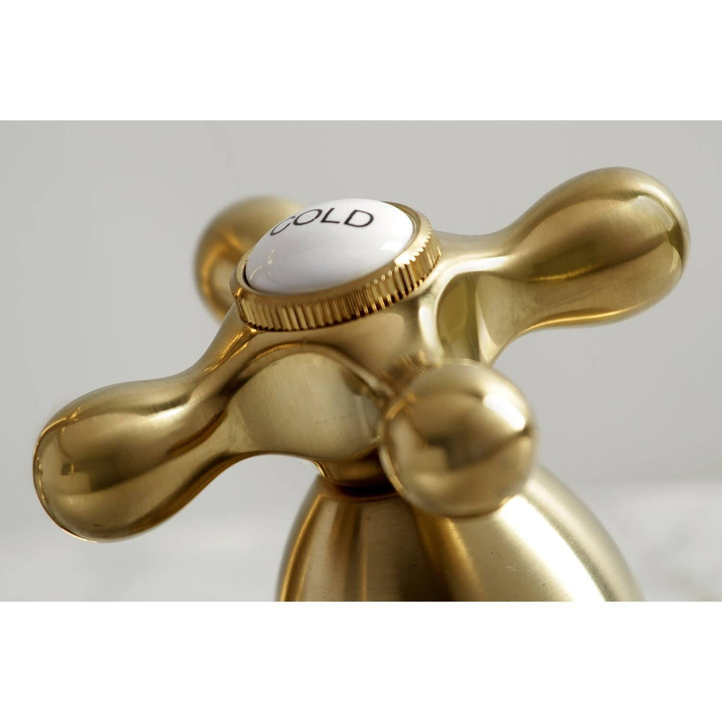 Polished Chrome Widespread Lavatory Faucet Z5746
