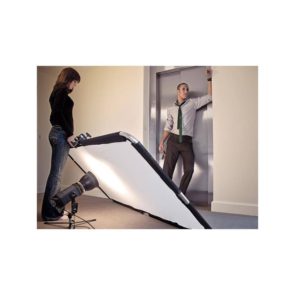 3.6 x 6.6& Skylite Rapid Fabric Reflector (Black/White) T118404