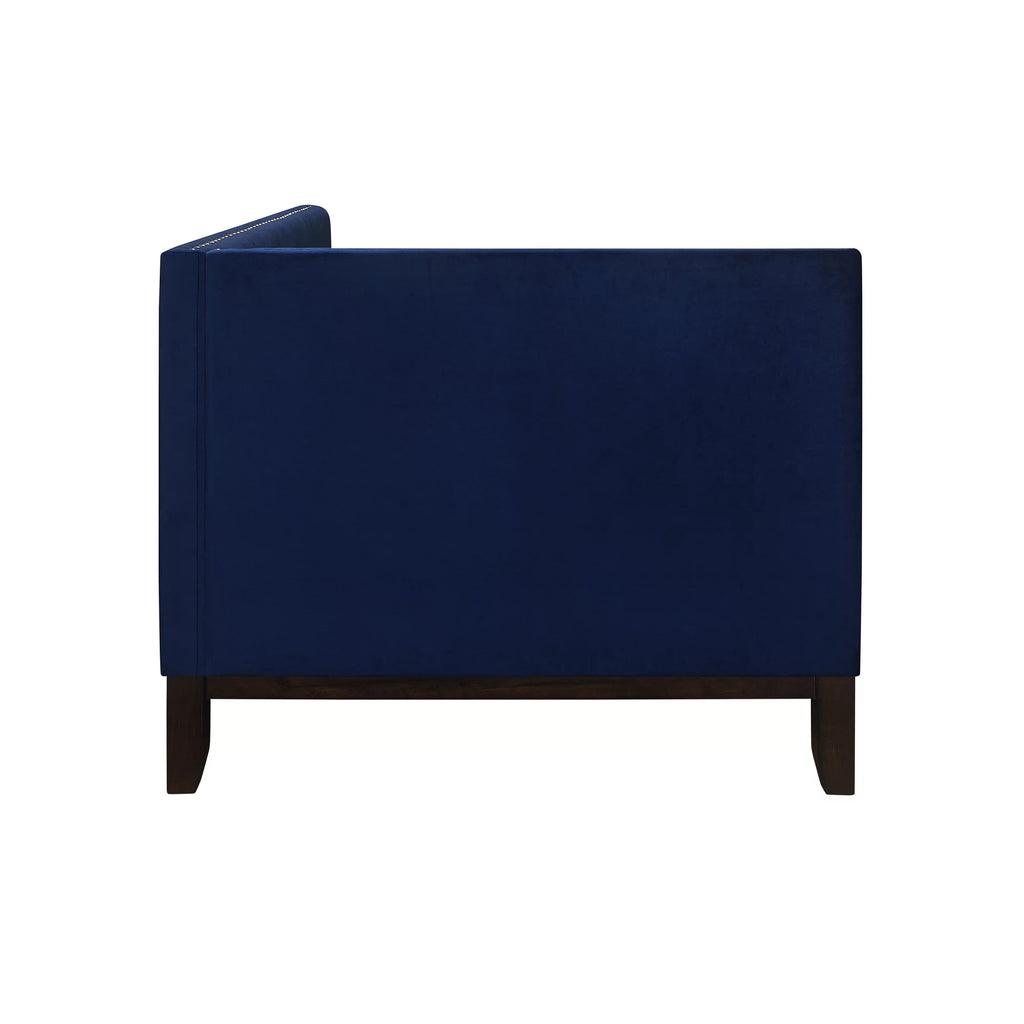 Upholstered Daybed F180370